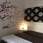 マジック ダブル ゲストハウス 3*